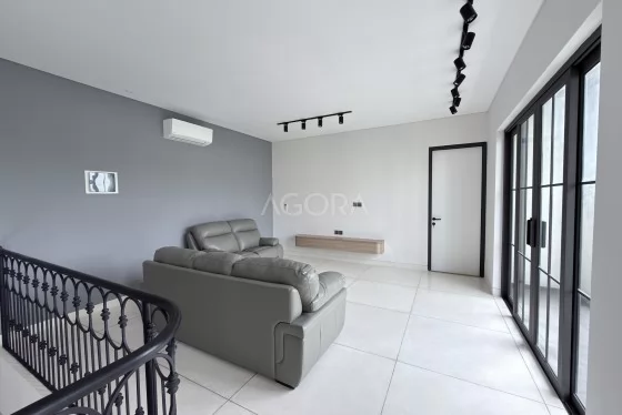 Villa Mediterania 3 Kamar Tidur